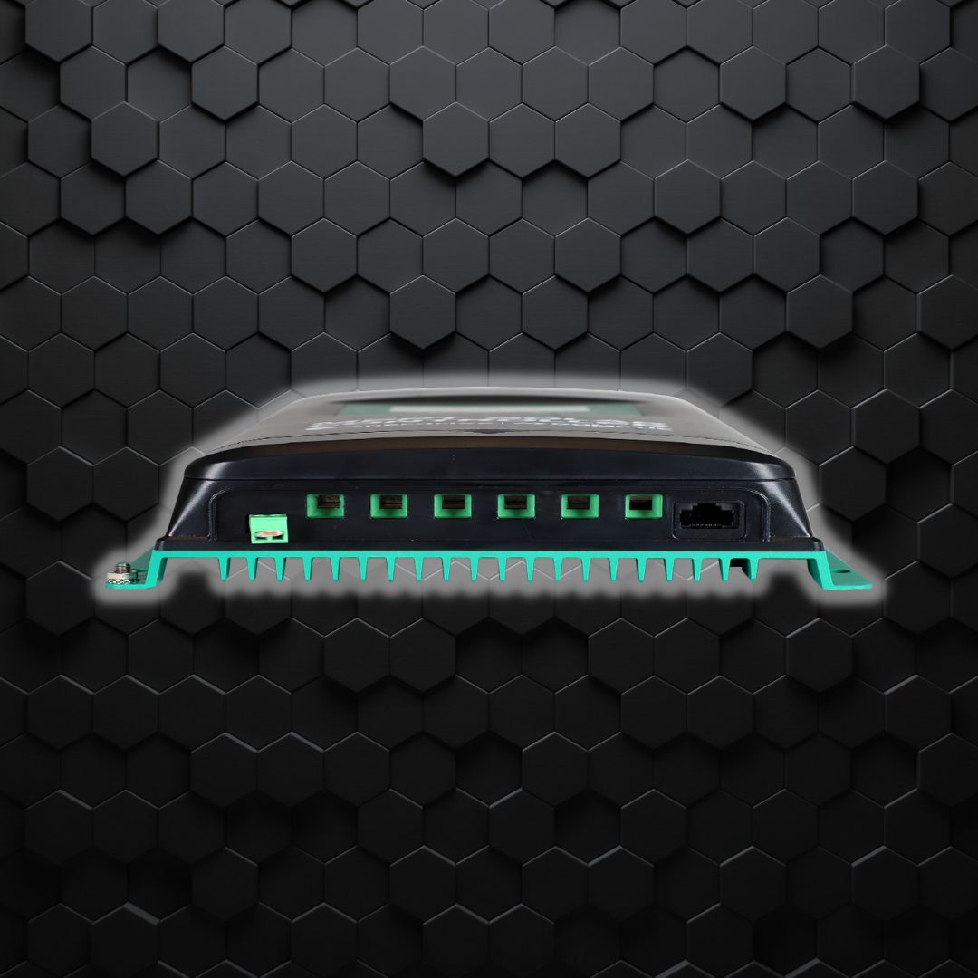 Enerdrive | MPPT Solar Controller | w/Display - 20amp 12/24v